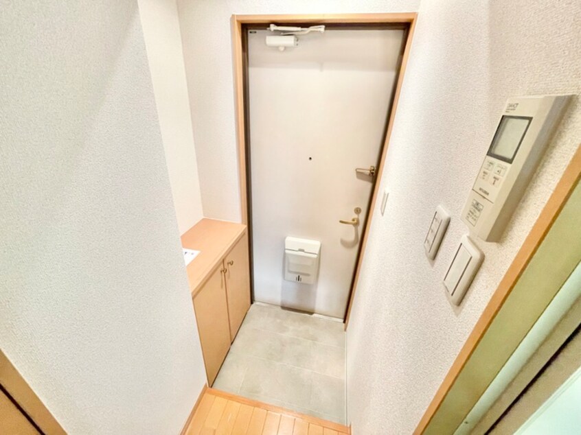 玄関 アマノ－ル本田