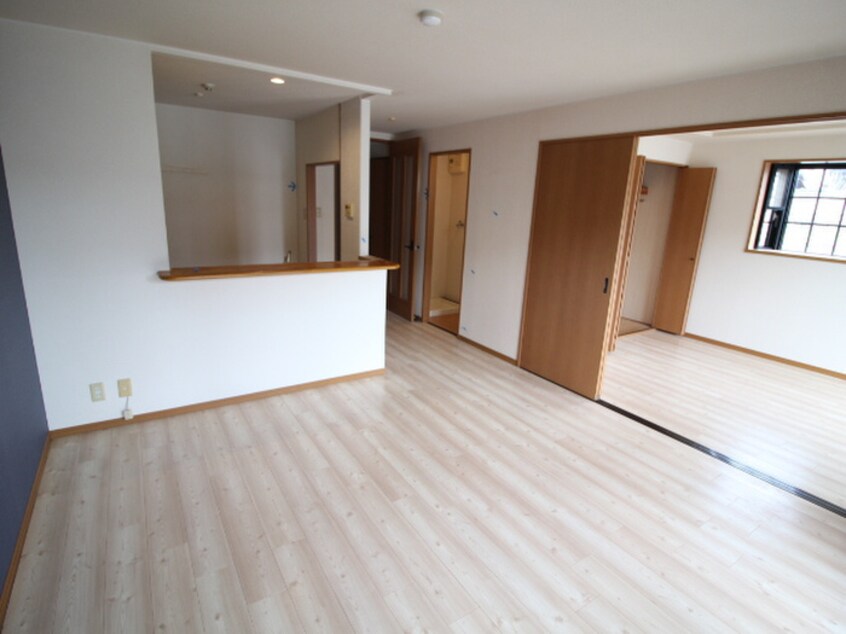 居室 グランドバレ－