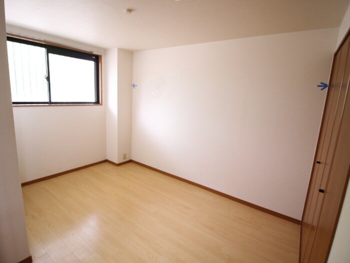 居室 グランドバレ－