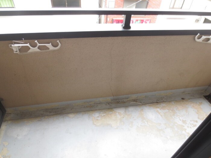 ベランダ・バルコニー ﾓﾀﾞﾝｱﾊﾟｰﾄﾒﾝﾄ神戸新長田