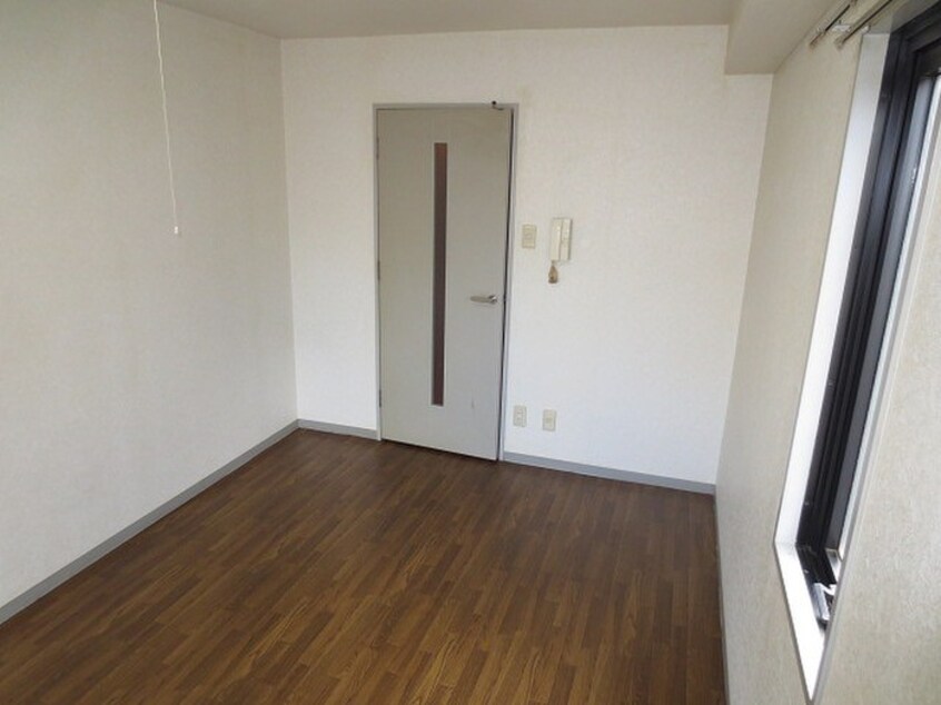 居室 ﾓﾀﾞﾝｱﾊﾟｰﾄﾒﾝﾄ神戸新長田