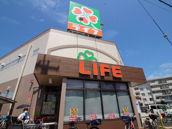ライフ(スーパー)まで500m ｴｽﾃﾑｺｰﾄ新大阪ⅩⅥﾊﾟﾙｽ(307)