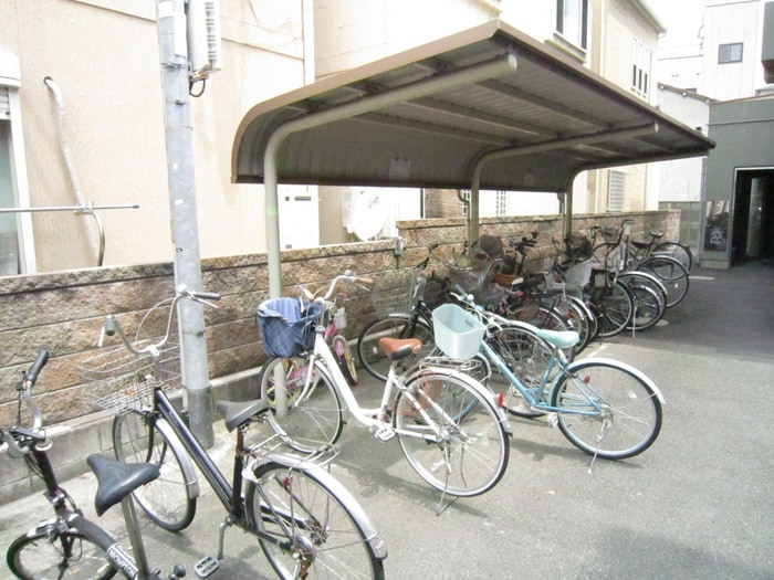 駐輪場 シュライク２