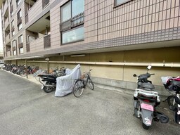 バイク置き場