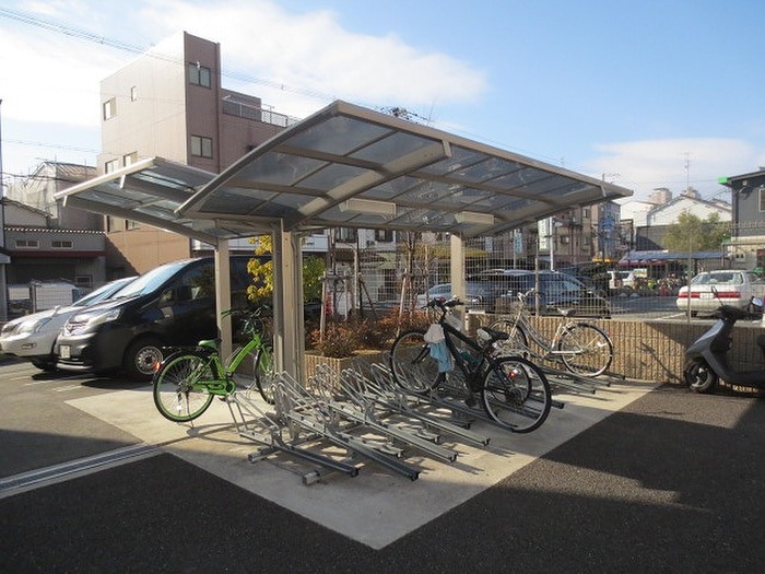 駐輪場 サニ－コ－ト