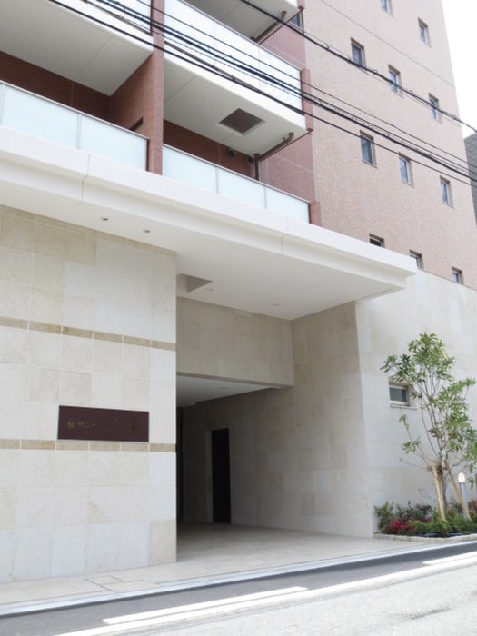 エントランス部分 サニープレイス新梅田