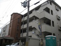 メゾンラフォ－レ