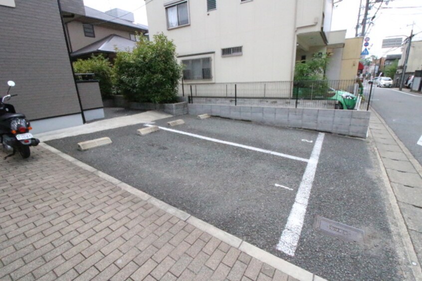駐車場 ハイツポポロ