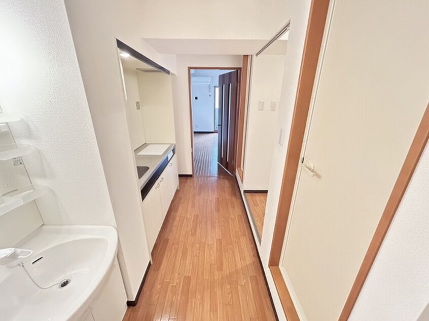 廊下 マインズ・コム四条大宮