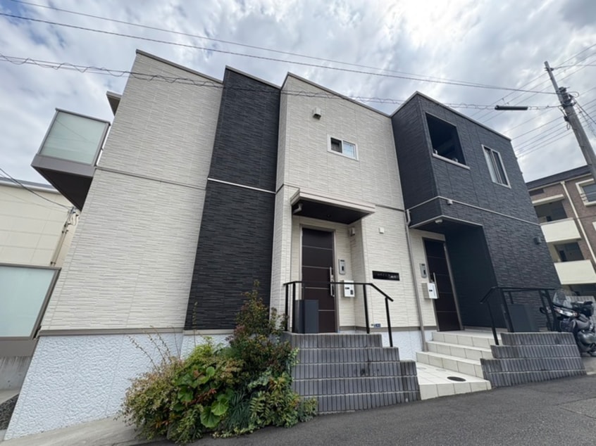 外観写真 ホワイエ逆瀬川