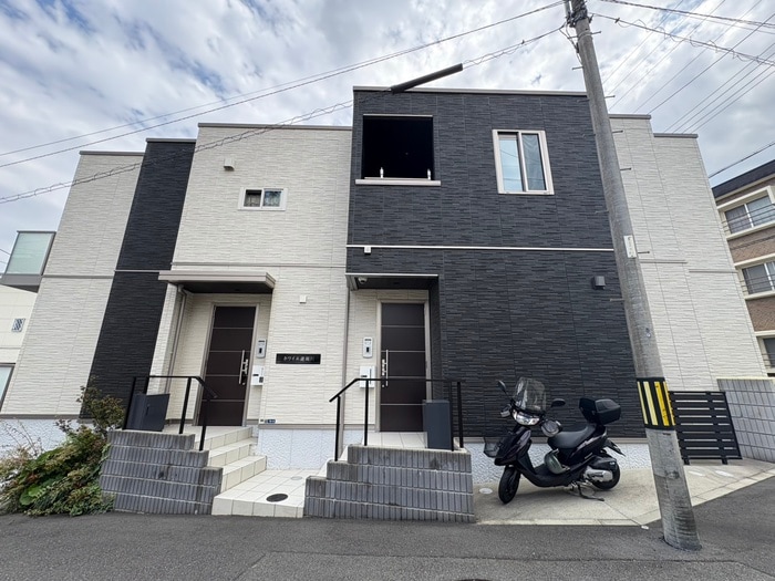外観写真 ホワイエ逆瀬川
