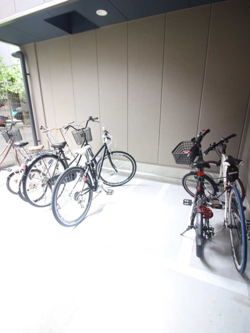 駐輪場 レクラン岸里東