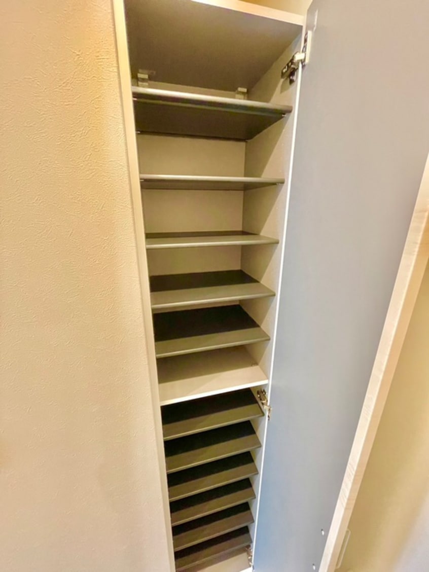 靴箱 Ｐ＆Ｊ　高田