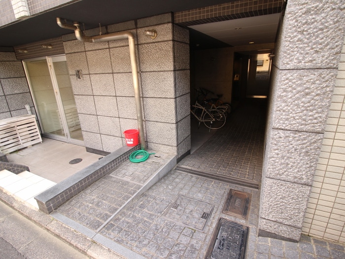 エントランス部分 グランコスモ今出川