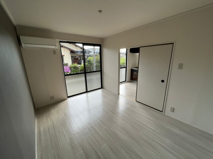 居室 リラハイツ