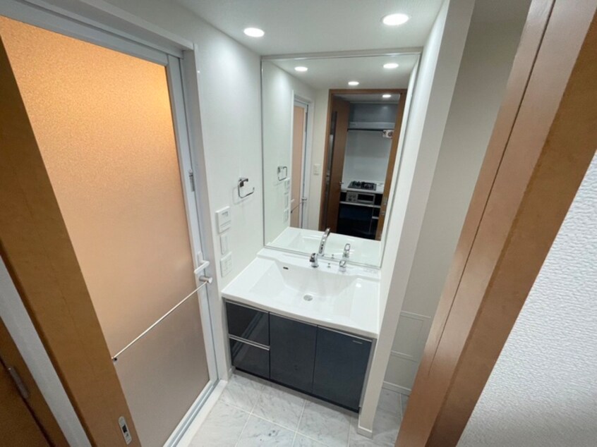 洗面 ﾘｰｶﾞﾙ神戸三宮ﾌﾗﾜｰﾛｰﾄﾞ(1102)