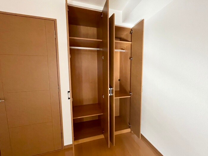 収納 ﾘｰｶﾞﾙ神戸三宮ﾌﾗﾜｰﾛｰﾄﾞ(1102)