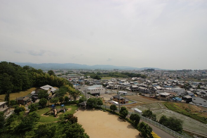 室内からの展望 ｴﾊﾞｰﾗﾝﾄﾞｼﾃｨ新・泉北八番館(706)