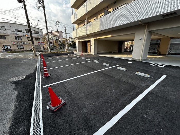 駐車場 アライブ牧野