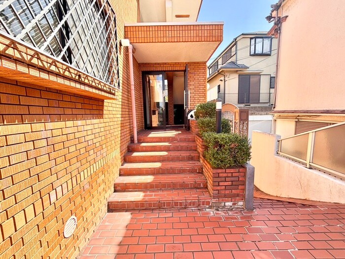 エントランス部分 グレ－ス翠香園