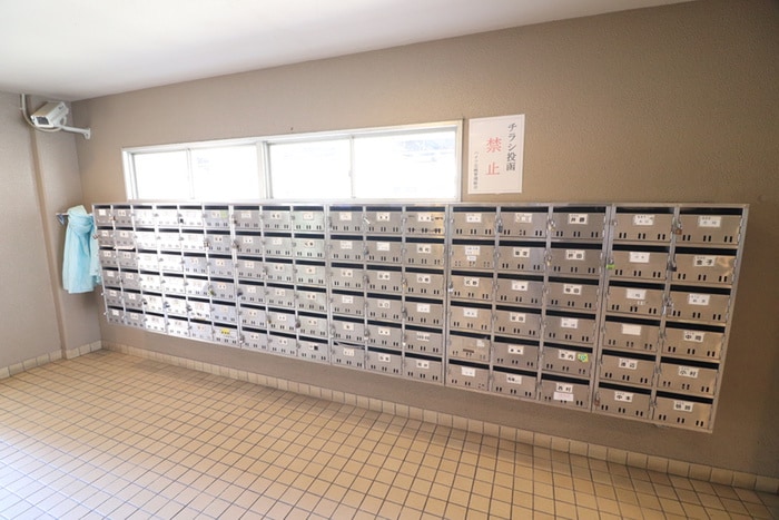 エントランス部分 ハイツ尼崎　A棟　(5F)