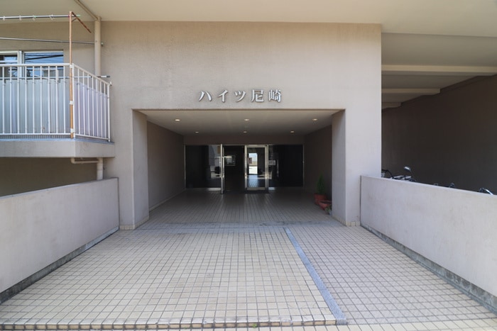 エントランス部分 ハイツ尼崎　A棟　(5F)