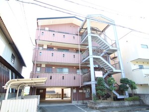 クレール山下