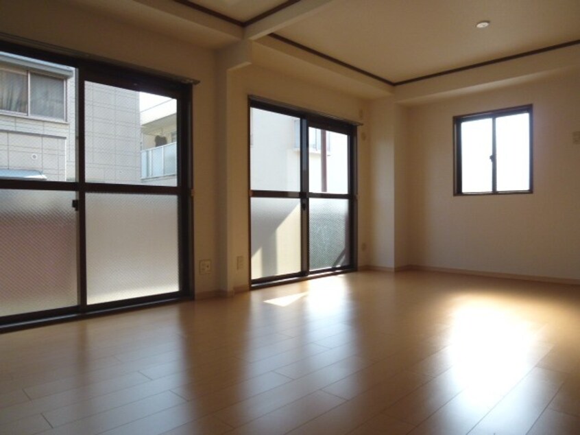 内観写真 クレール山下