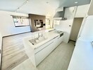 キッチン 永楽荘2丁目戸建