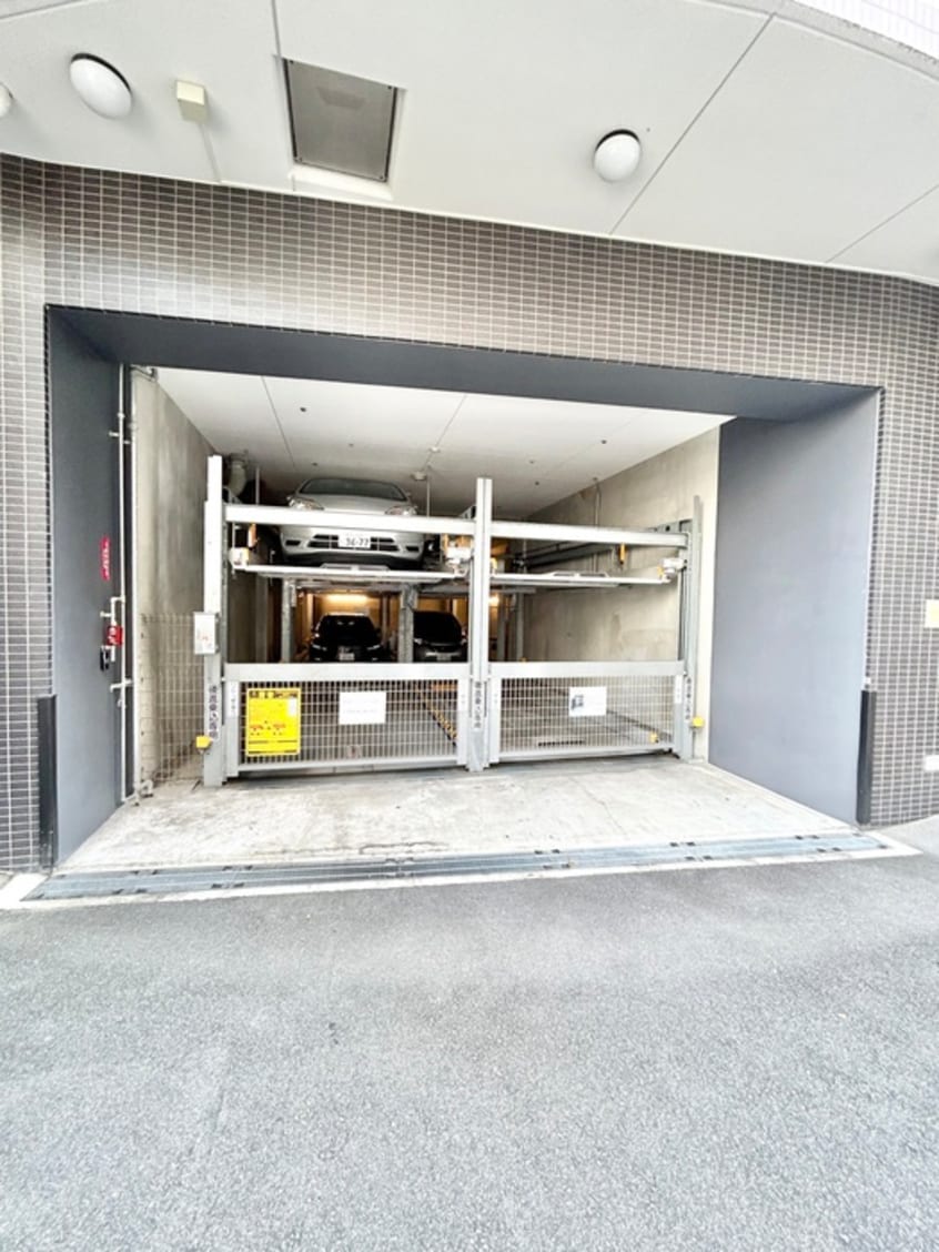 駐車場 SEST北浜