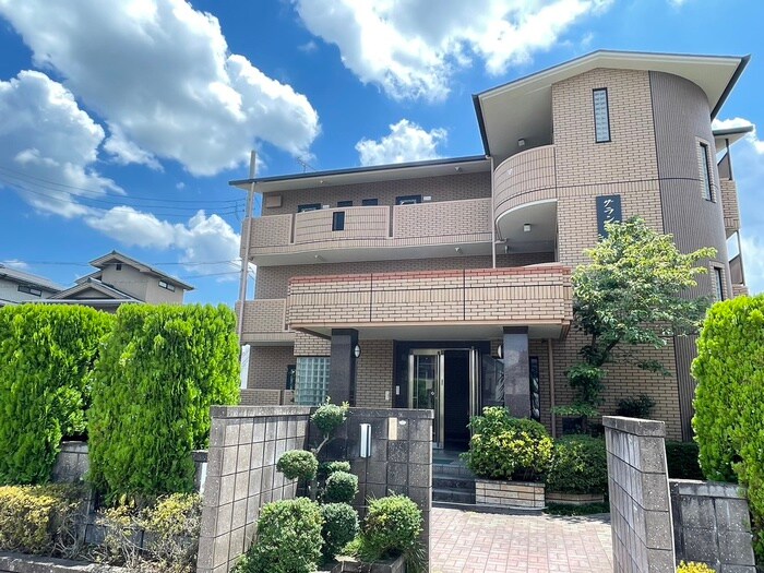 外観写真 グランフォルム西向日