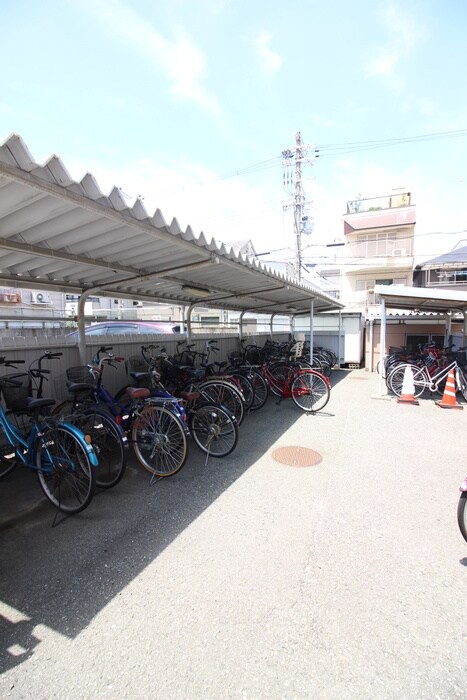 駐輪場 電気館ビル　アポロハイツ