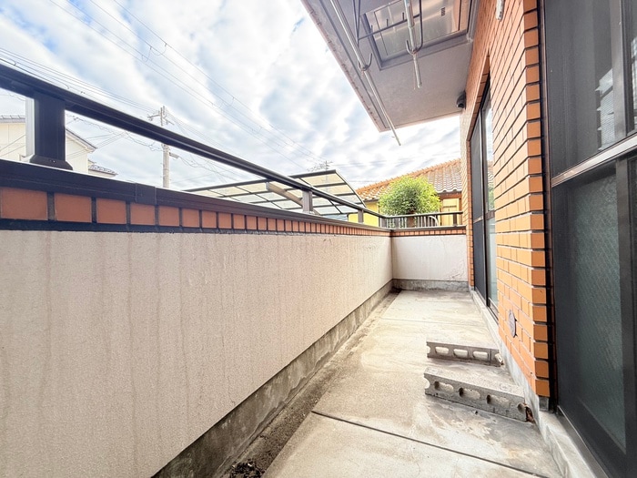 ベランダ・バルコニー レジデンス　モズ