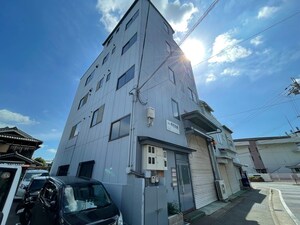 吉本鉄工ビル