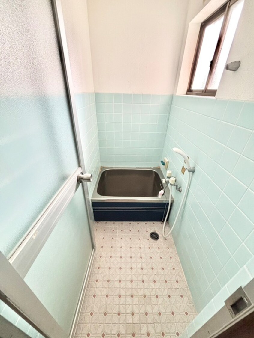 バス／シャワールーム等 門真市石原町戸建