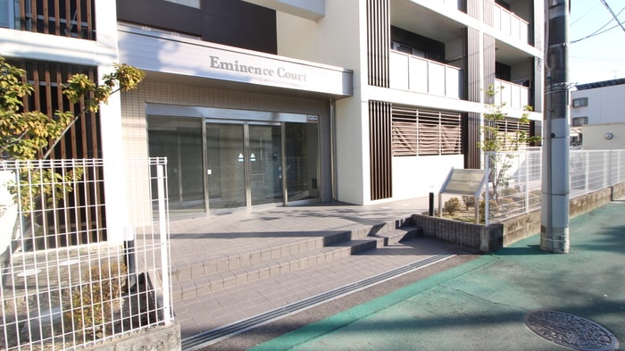 エントランス部分 Eminence Court
