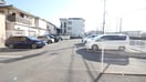 駐車場 Eminence Court