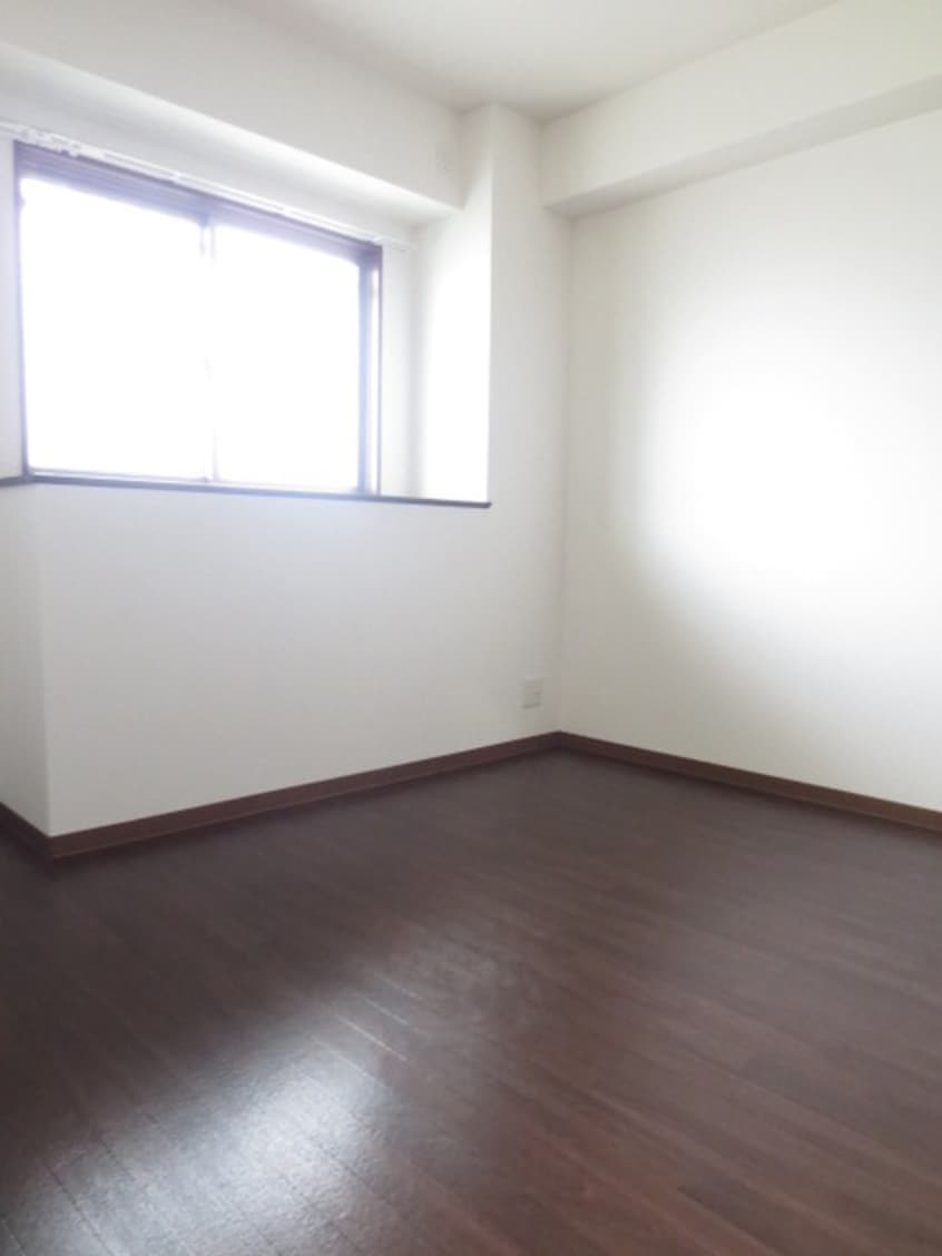 居室 Eminence Court