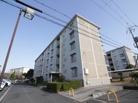 男山第3住宅214号棟（404）