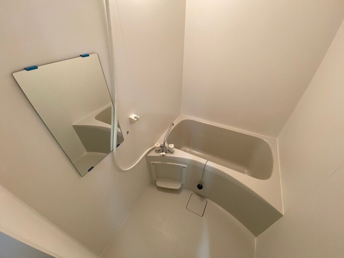 バス／シャワールーム等 ヴィラナリ－港晴