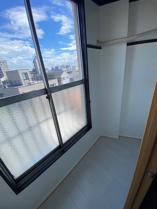 ベランダ・バルコニー ヴィラナリ－港晴