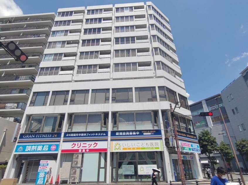 外観写真 伊丹くれたけビル