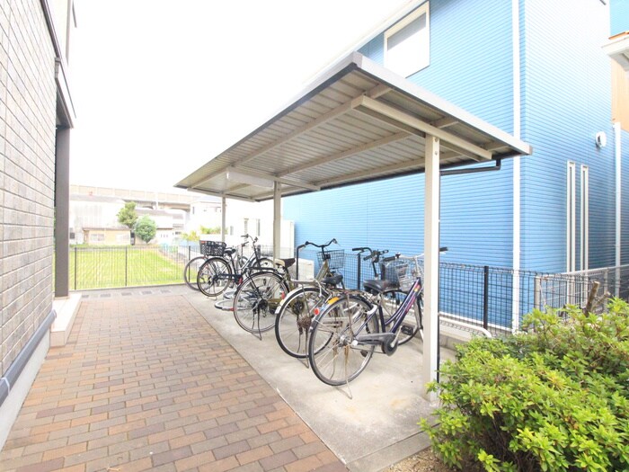 駐輪場 エルス－ル