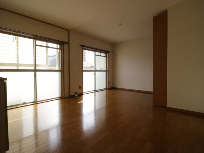 居室 マンション由多賀