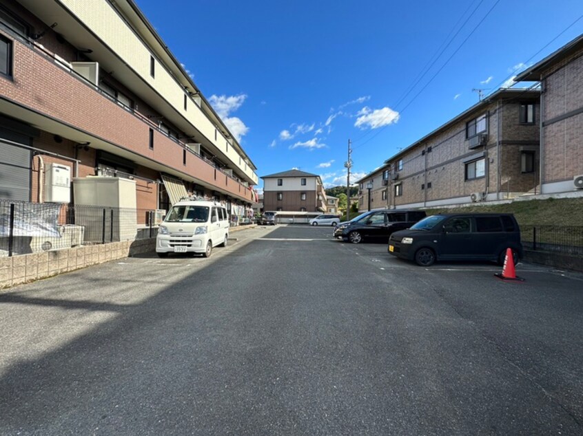 駐車場 ウイングス梅美台