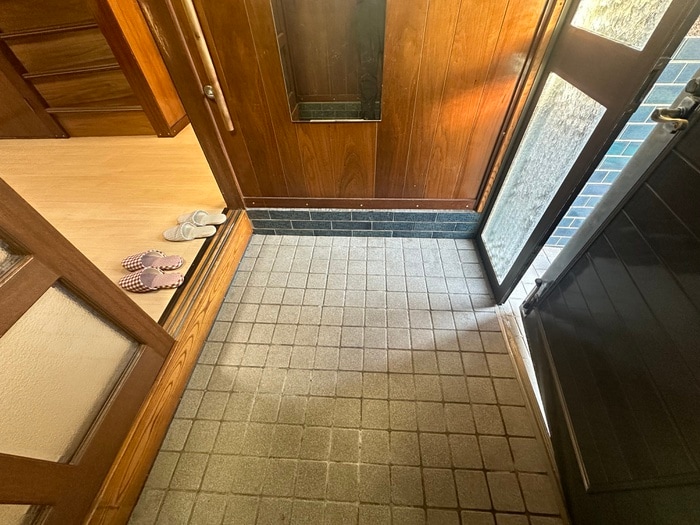 玄関 東鳴尾町戸建貸家