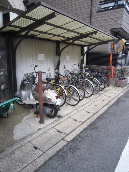 駐輪場 ヴィラ・リモージュ