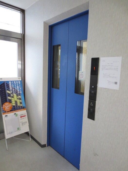 エントランス部分 ハイツ玉川Ⅴ