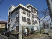 万世ハイツ