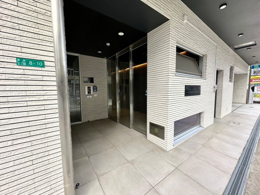 エントランス部分 Felis塚本